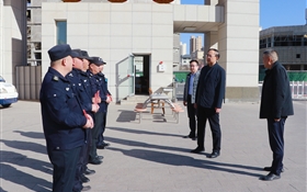 王宏帶隊(duì)開展春節(jié)前校園安全檢查 看望慰問一線在崗員工